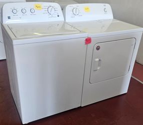 Washer and dryer set