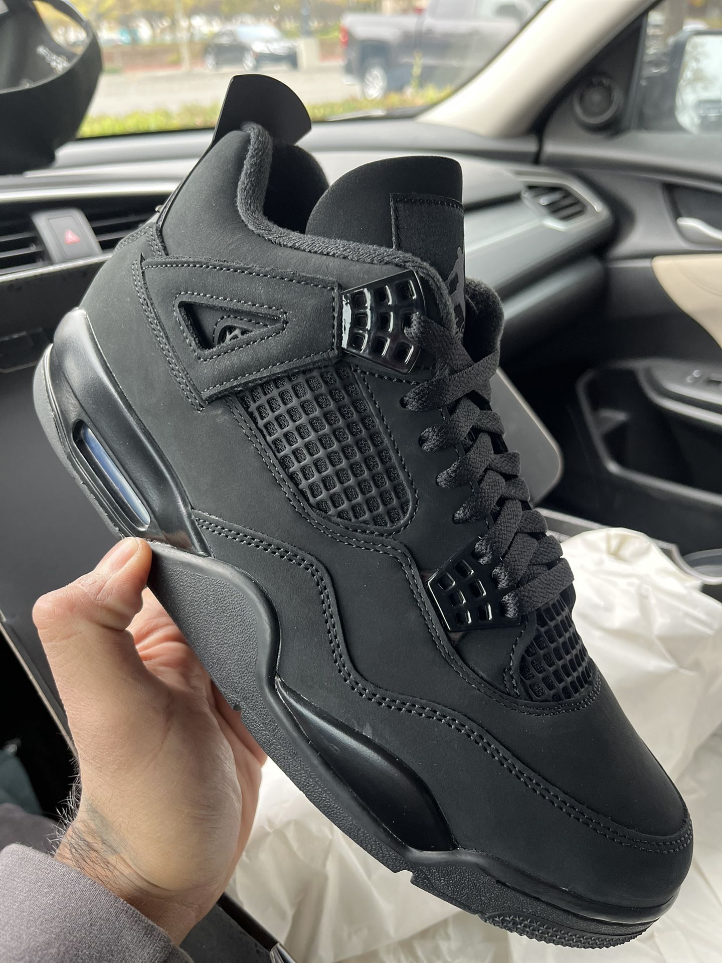 Black Cat 4s