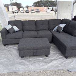 Couch/ Sofa Sectional 