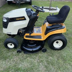 Cub Cadet LTX 1045 Riding Lawnmower 46in for Sale in Houston