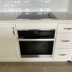 24” Miele Oven - Barely Used