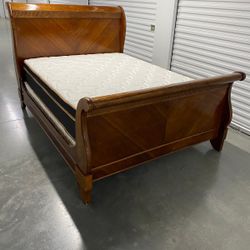 Queen Bed Frame With Mattress 