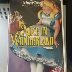 Alice And Wonderland Masterpiece Classic