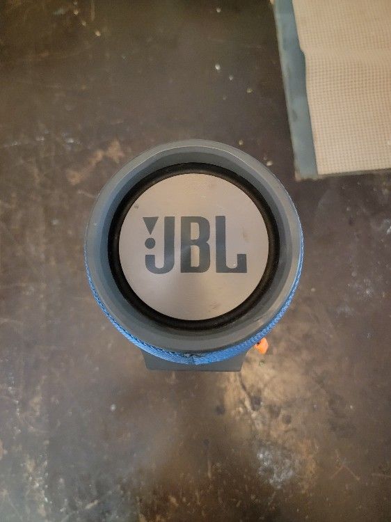 JBL Extreme Bluetooth Speaker