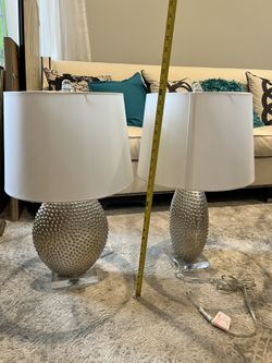 Set Of 2 Contemporary Lamps