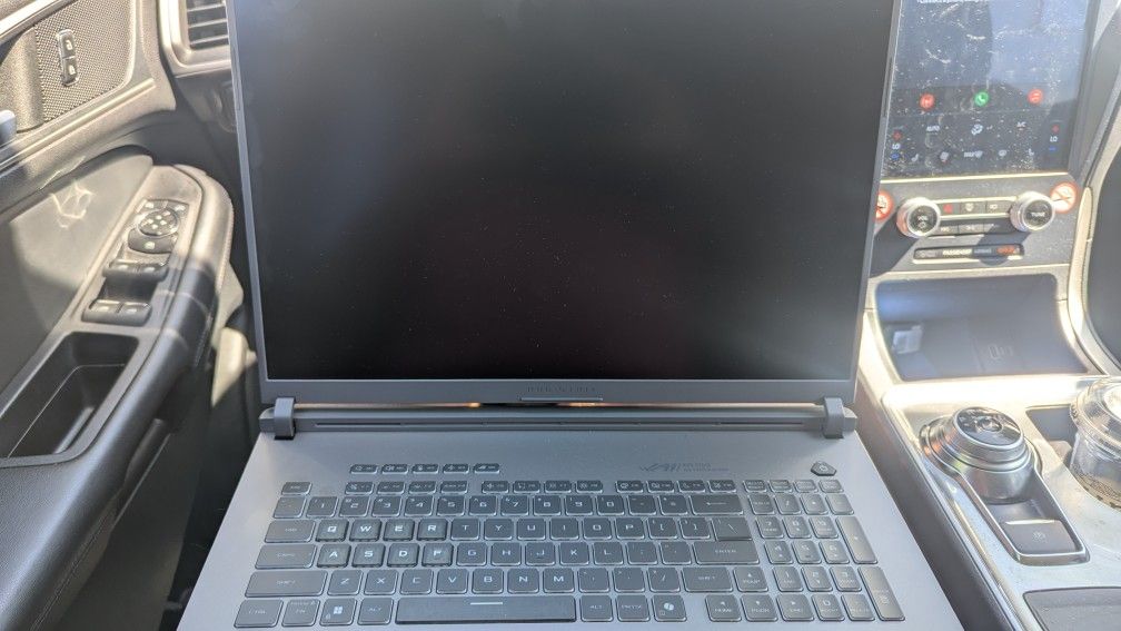 Asus ROG Strix 18 Gaming Laptop