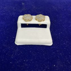 10 Kt Gold & Diamond Earrings 