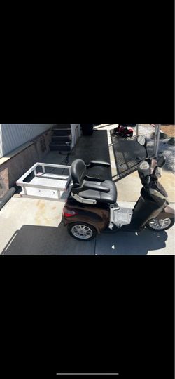 Mobility scooter