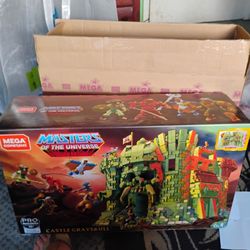 Masters Of The Universe Castle Greyskull Megaconstrux NEW!!!