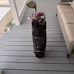 WOMENS GOLF SET 