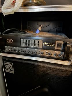 Ampeg SVT4 Pro head and 410HLF cab