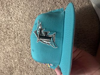 Marlins Aqua With Pink UV