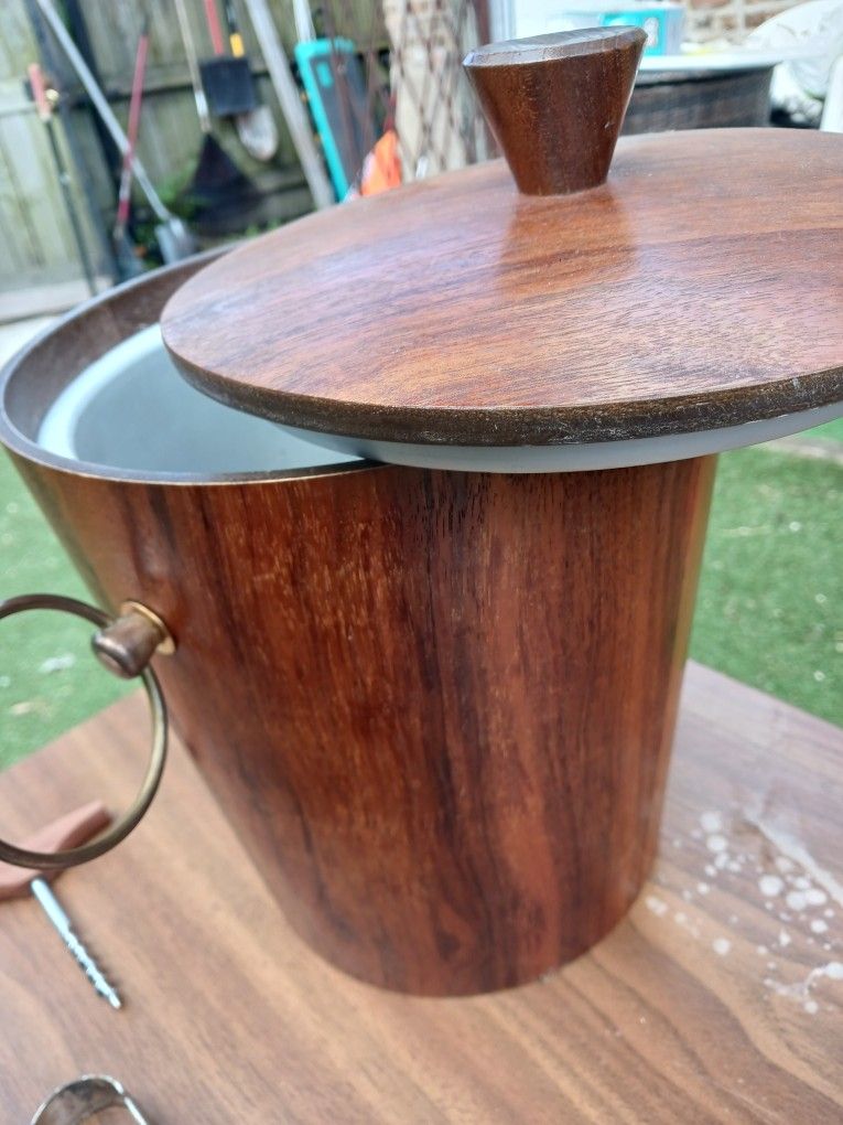 Vintage wooden Champagne Cooler/bucket