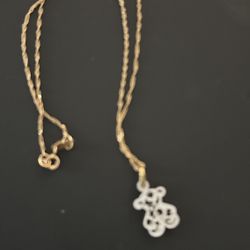 Tod’s Necklace And Pendant Gold 14 K