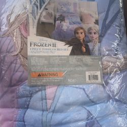 Frozen 4 Piece Toddler Bedset