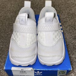 Adidas Toddler Sneakers White Size 7 (TD)