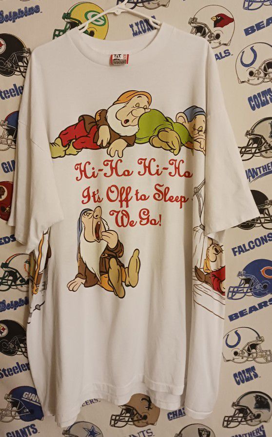 Vintage Vntg 1990s Disney Snow White & The Seven Dwarfs All Over Print AOP Single Stitch Sleeper Nightgown Shirt