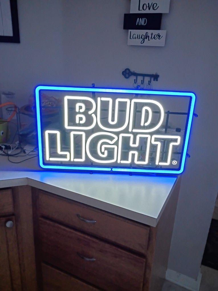 Bud Light Neon Sign