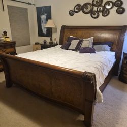 Aspen home California king Sleigh bed