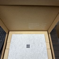 Open box Microsoft Surface Go 4-10.5"Intel Processor N200-8GB Memory-64GB SSD