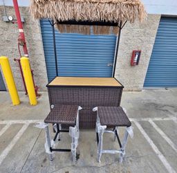 Outdoor Brown Wicker Tiki Bar Set with 2 Stools
