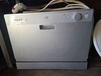 Countertop dishwasher