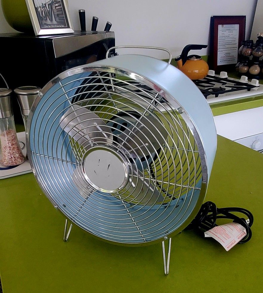 Small Vintage Looking Fan