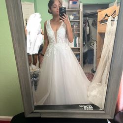 EBEOS Wedding Dress 