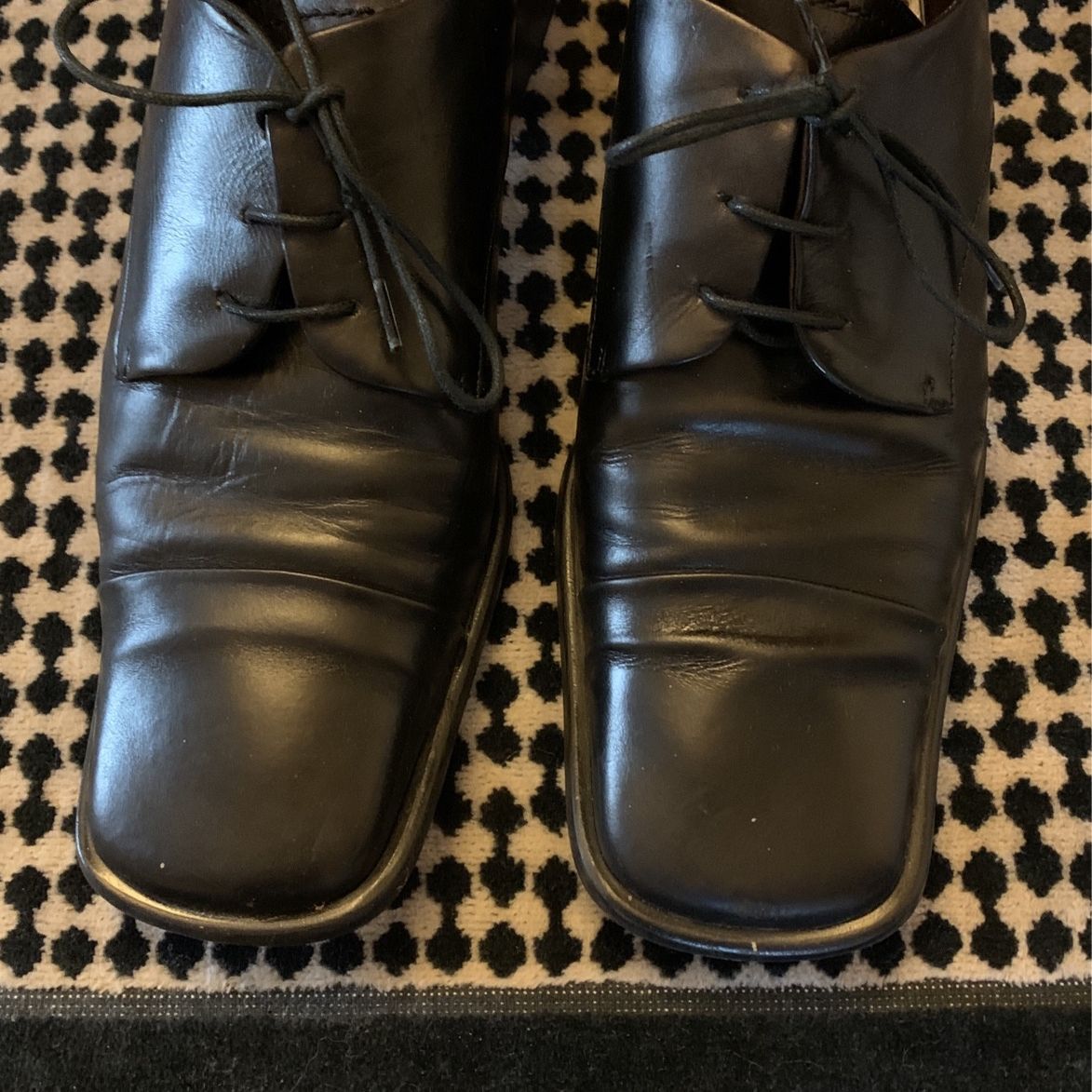 Kenneth Cole Women’s Shoes