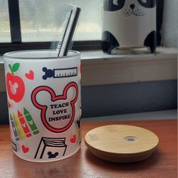 Frosted Teacher Mug – “Teach. Love. Inspire.” – Gift-Ready!