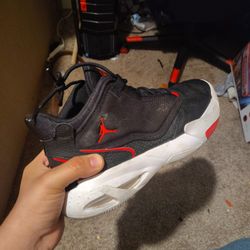 Jordan Aura 4