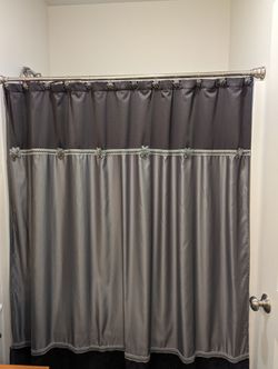 Very Nice Avanti Shower Curtain, Hand Towel, Shower Curtain Rings 