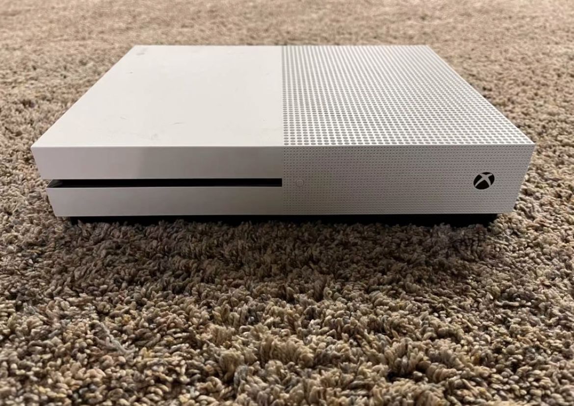 Xbox One S “BRAND NEW”