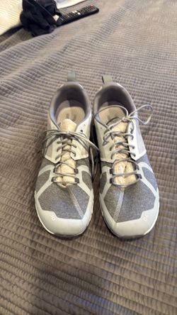 Men’s Lunar On Cloud Running Shoes Size 12