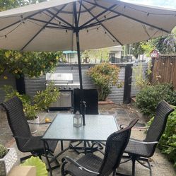 Free Table with 4 chairs
