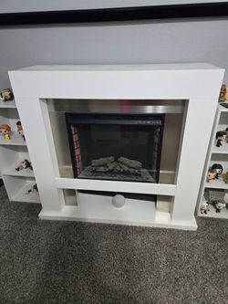 Electric Fireplace with Remote