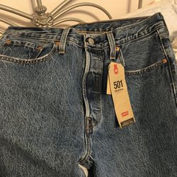 Women’s High Rise 501 Button Fly Levi’s 