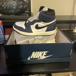 Jordan one retro high OG midnight navy