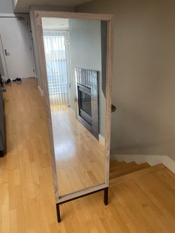 Mirror With Stand