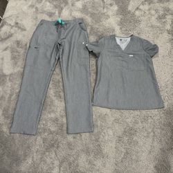 XS/S FIGS Graphite Scrub set