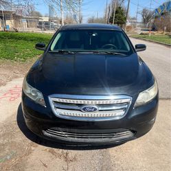 2011 Ford Taurus