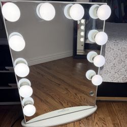 Impressions Vanity LED mirror With USB Ports