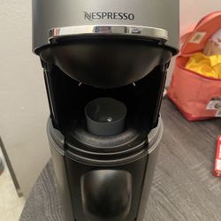 Nespresso vertuo machine 