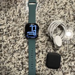New Apple Watch Series 10 GPS 42mm Black With Green Band (band Not Apple ) 1 Year Apple Warranty 