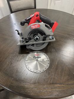 Milwaukee M18 FUEL GEN-2 18V Lithium-lon Brushless Cordless SAWZALL Reciprocating Saw (Tool-Only)