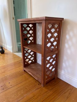 Nautica Home shelf stand 22 inch wide, 33 inch tall