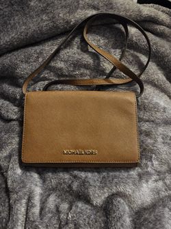 Michael Kors Crossbody Wallet Purse