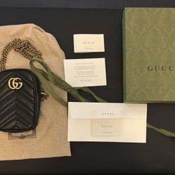 Authentic Double G Marmont Mini Gucci - Like New