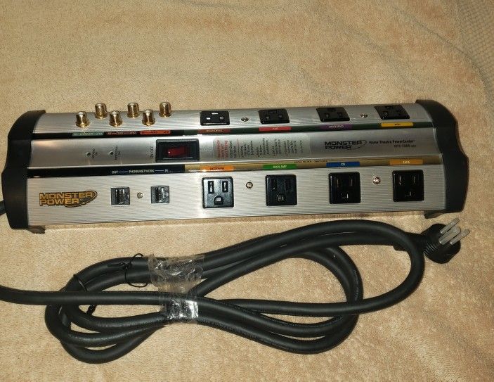Monster Home Theater PowerCenter HTS1000 MKII