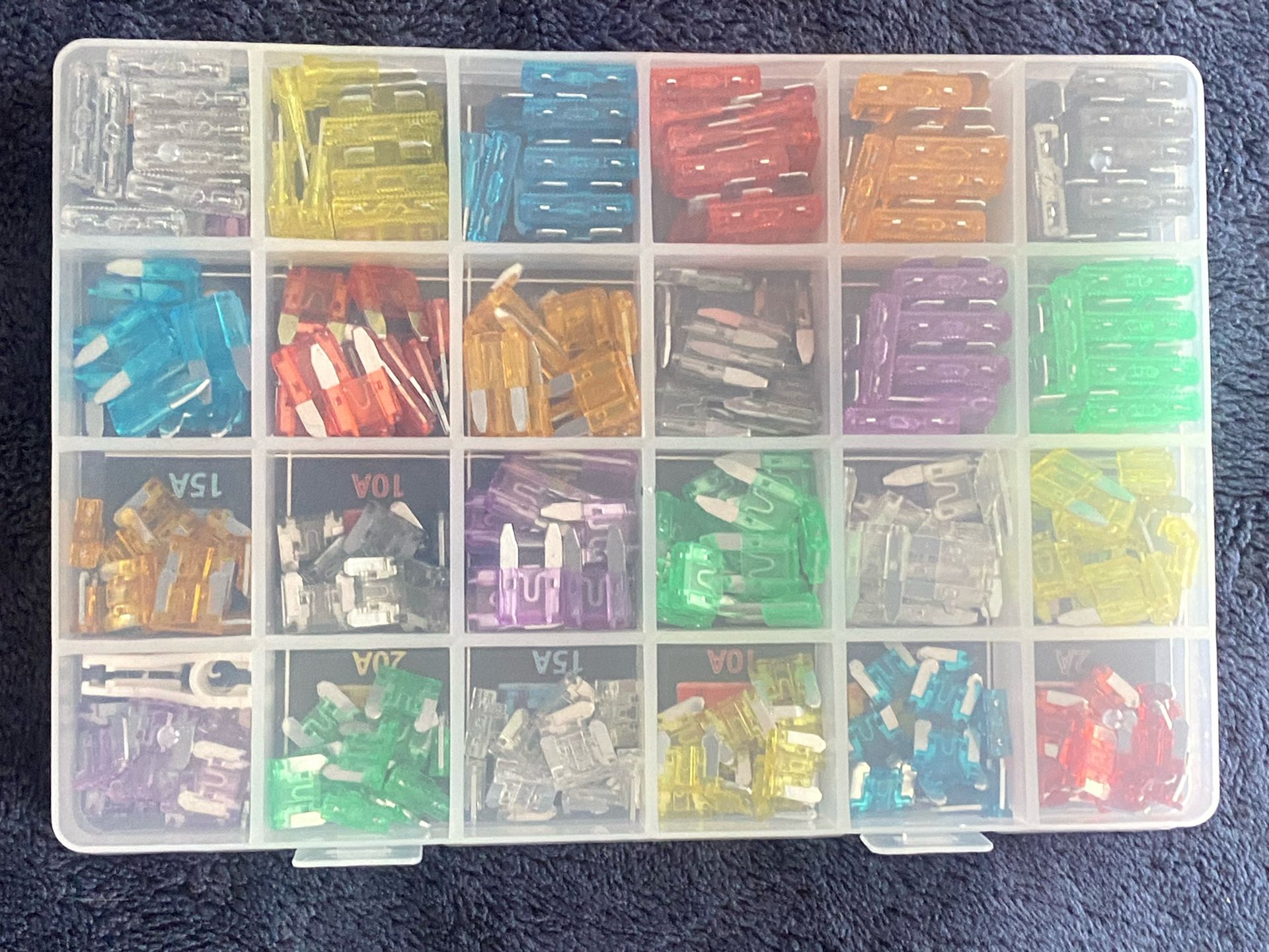 272 pcs Assorted Car/Truck Fuses+Fuse puller